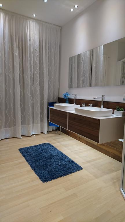 Upper Bed & Breakfast Pescara Bagian luar foto