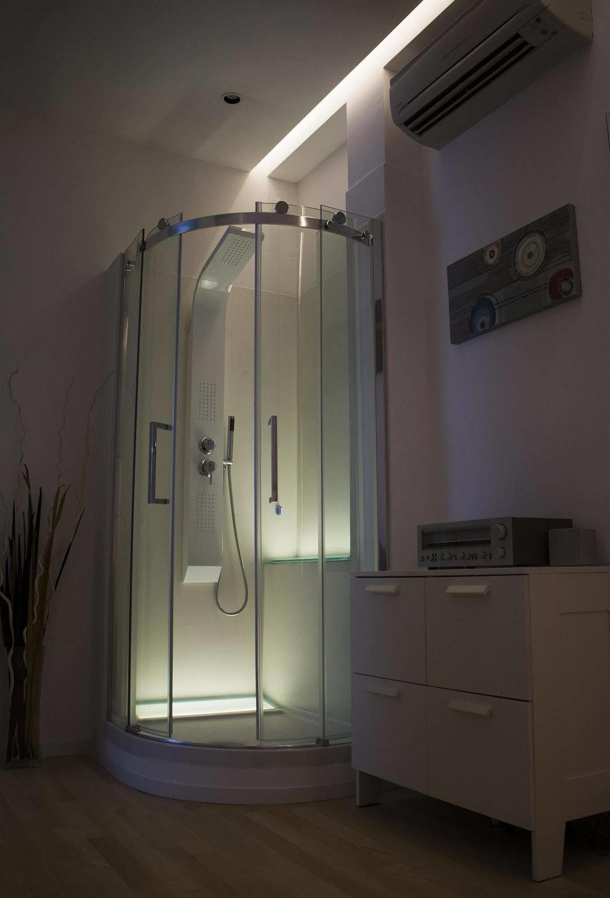 Upper Bed & Breakfast Pescara Bagian luar foto