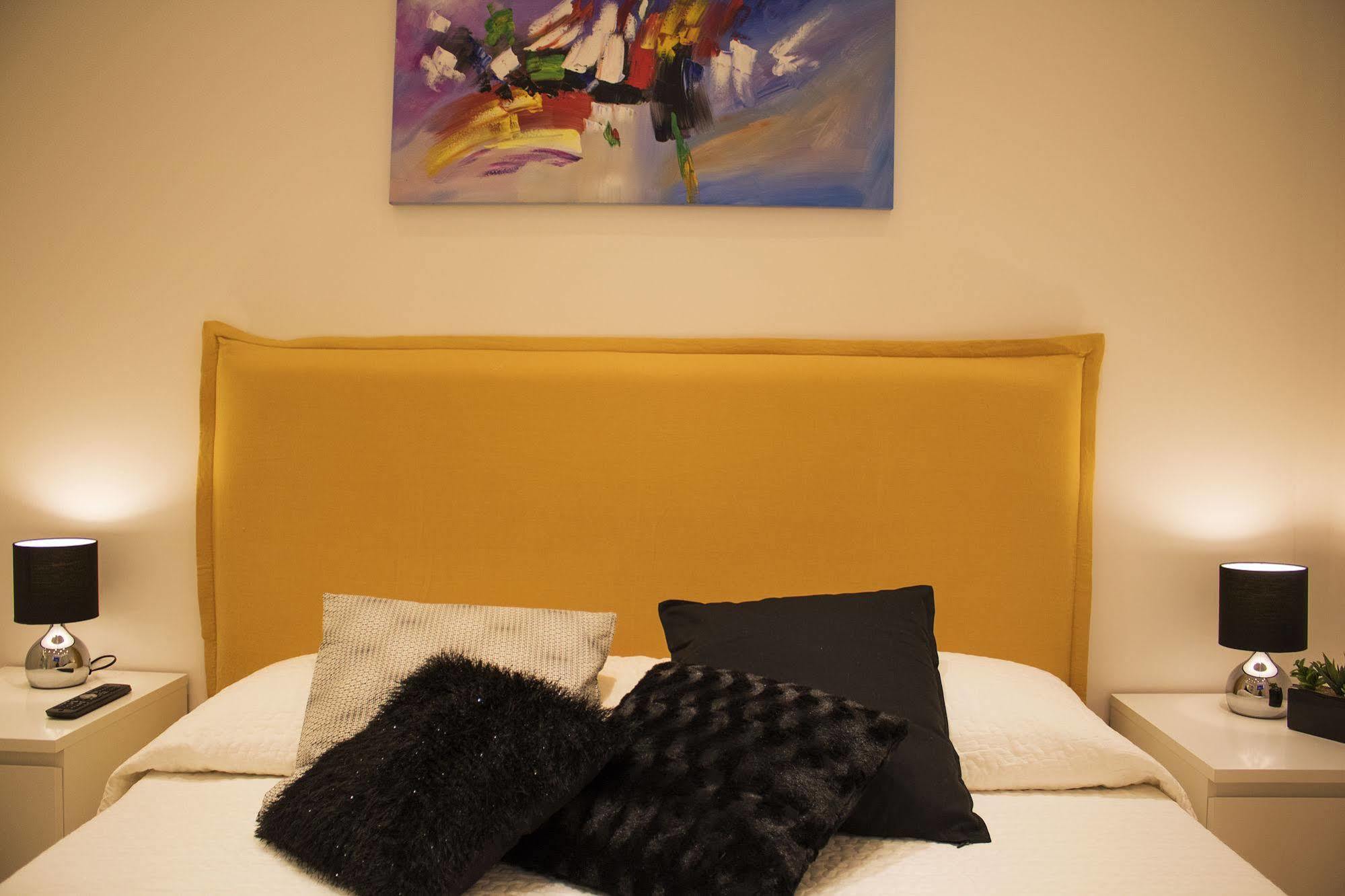 Upper Bed & Breakfast Pescara Bagian luar foto